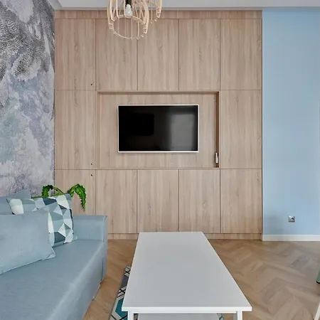 Lion - Nicea Apartament With Parking & Ac Apartment